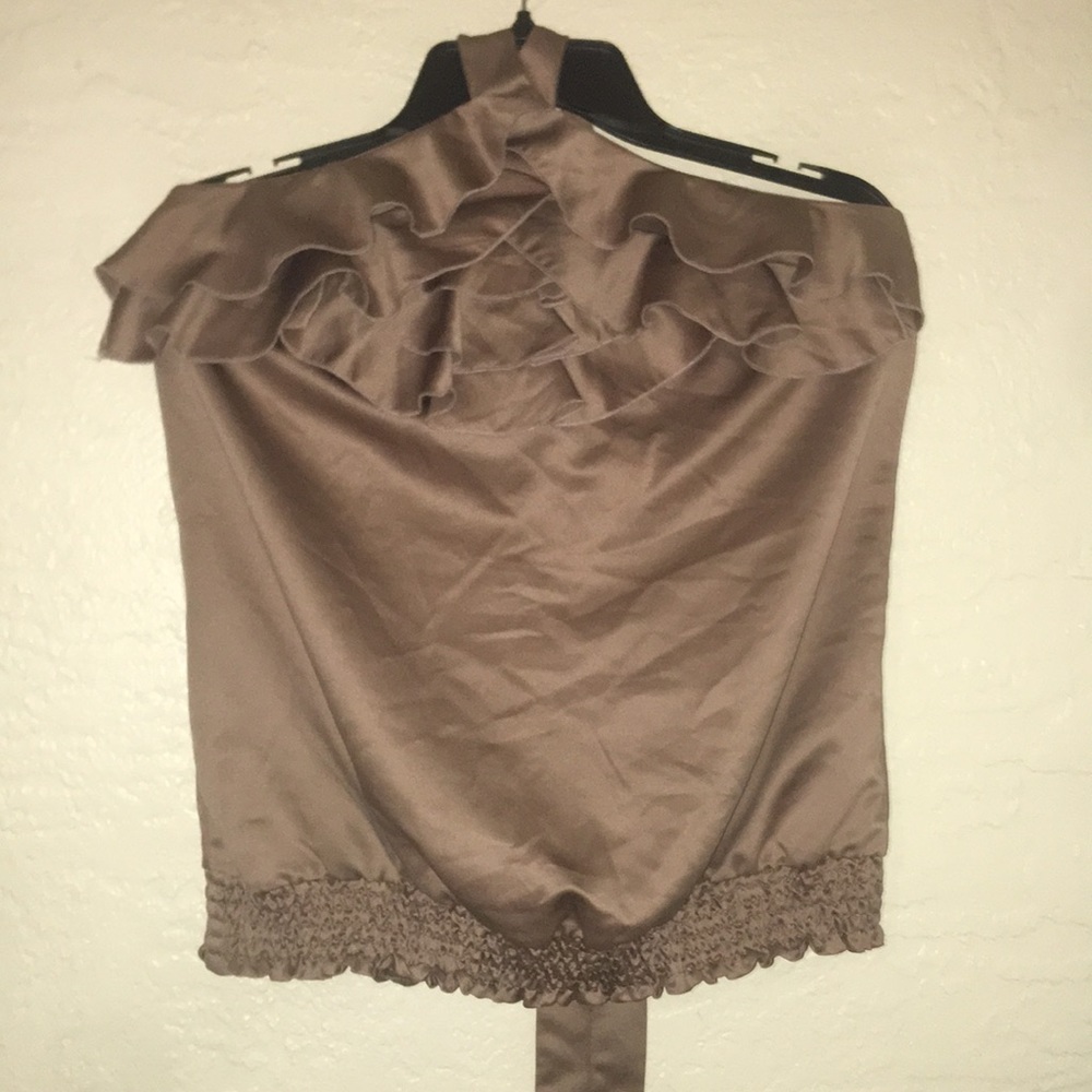 Light brown shoulder-less top